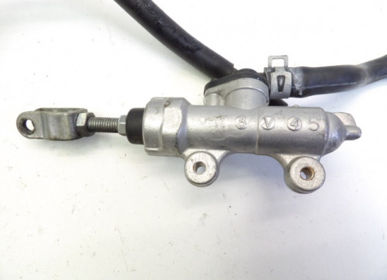 Rear brake master cylinder  Suzuki GSX R 750