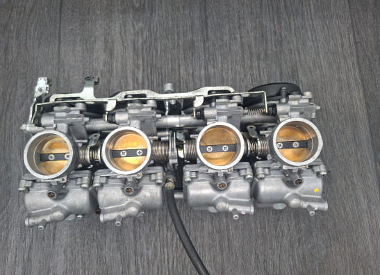 Carburetor assy Honda CBR 900 RR