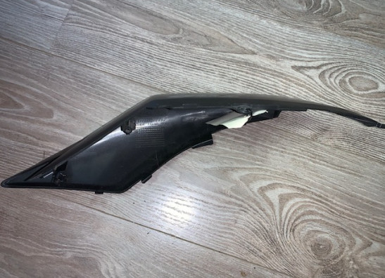 Cowl rear right Suzuki GSX R 750