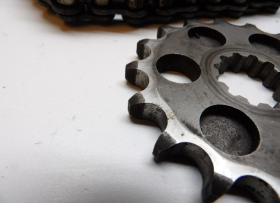 Ketting en tandwielset Kawasaki Z 550 GT