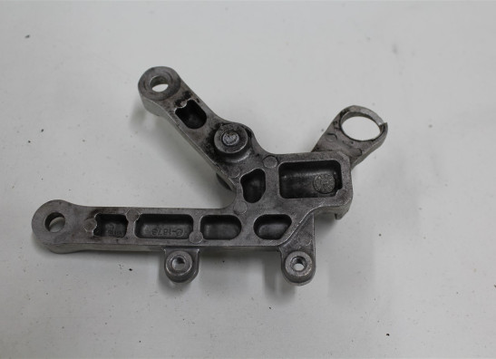 Fussrastetrager vorne rechts Honda VTR 1000 SP