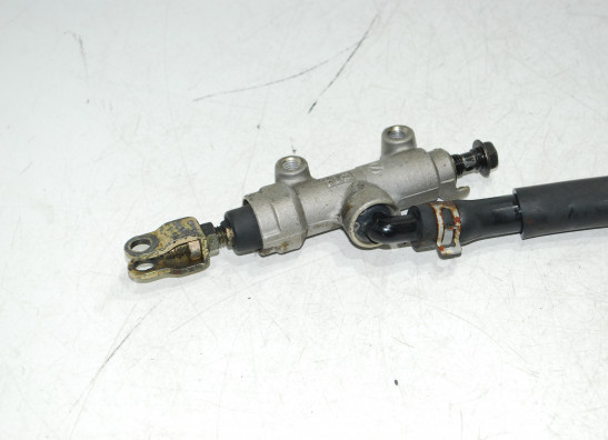 Rempomp achter Kawasaki ZR 7