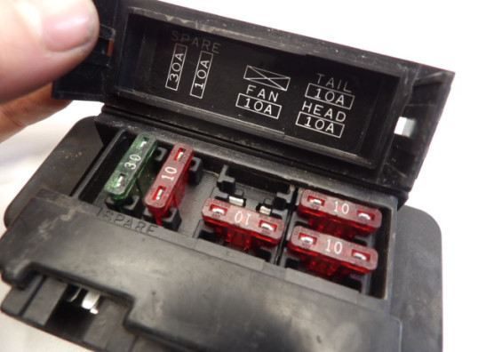 Zekeringkast Kawasaki GPX 600