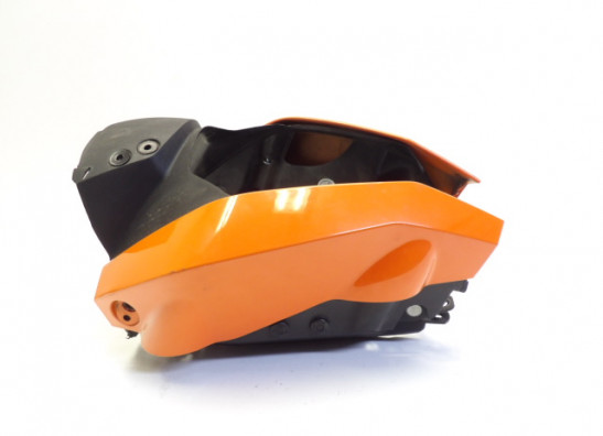 Koplampomlijsting KTM 125 Duke