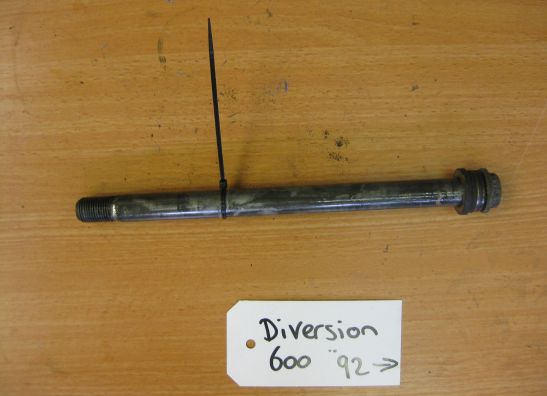 Vooras Yamaha XJ 600 Diversion