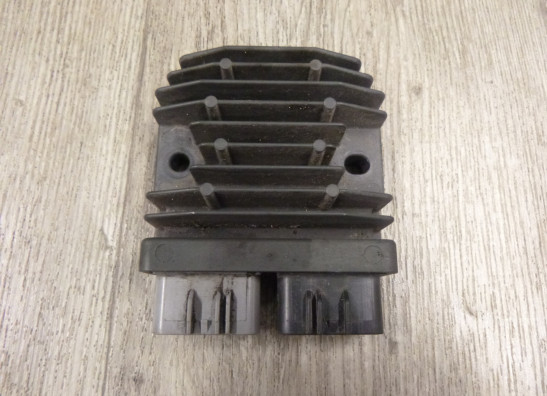 Regulator rectifier  Triumph Street Triple 675