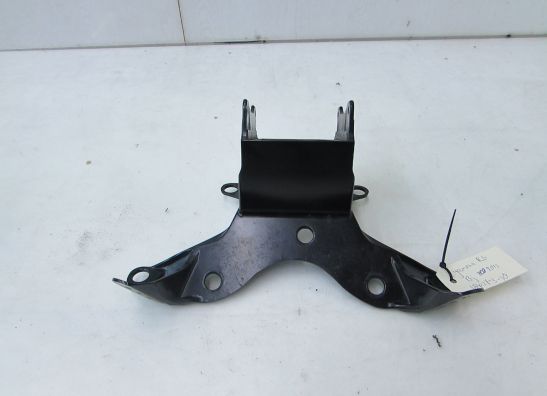 Upper cowl Stay Yamaha YZF R6