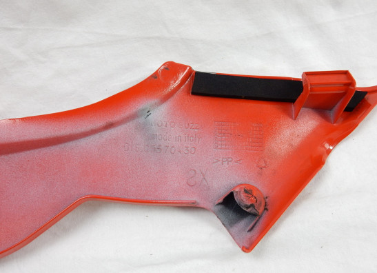 Linker zijkuip klein Moto Guzzi 1200 sport