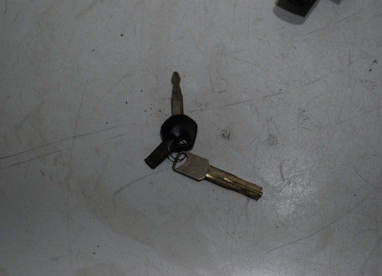 Key set Suzuki GSX R 750