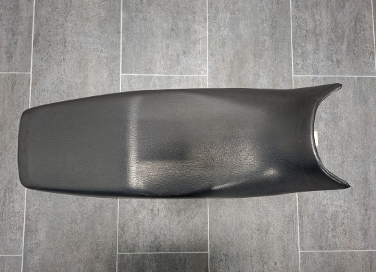 Zadel Kawasaki GPX 750