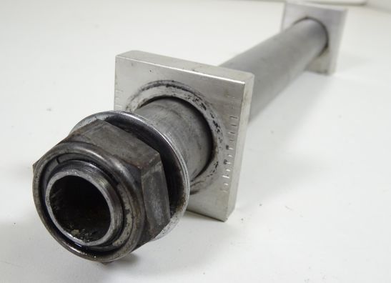 Achteras Yamaha MT 01