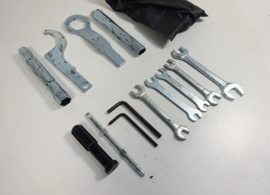 Bordwerkzeug Yamaha FZ8