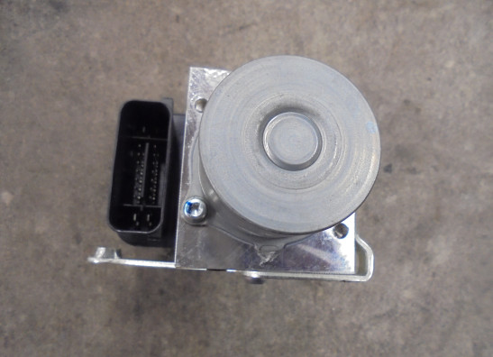 ABS pump Yamaha MT 09