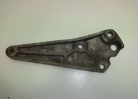 Main step holder left Suzuki GS 450