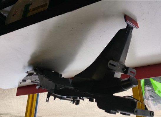 Achterspatbord Kawasaki GTR 1400