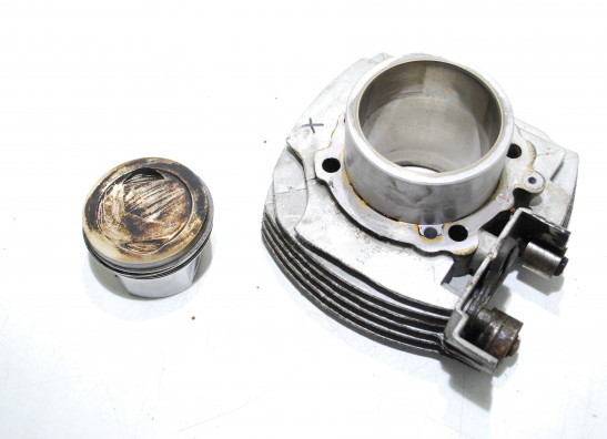 Cylinders Ducati monster 600