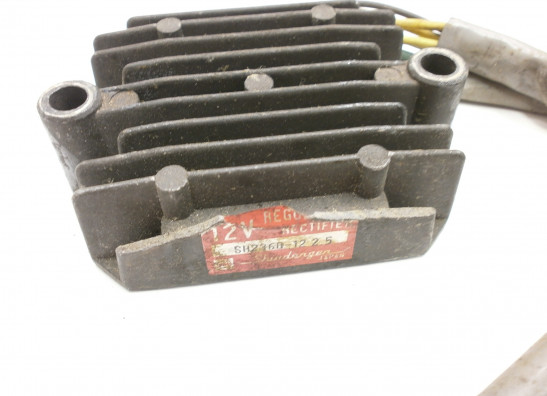 Spanningsregelaar Honda CBX 550 F2