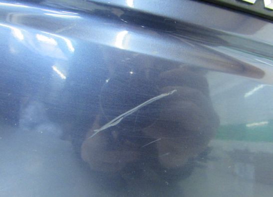 Rechter achterkant Suzuki Burgman 400