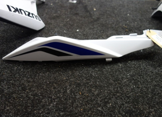 Rechter achterkant Suzuki GSX S 750