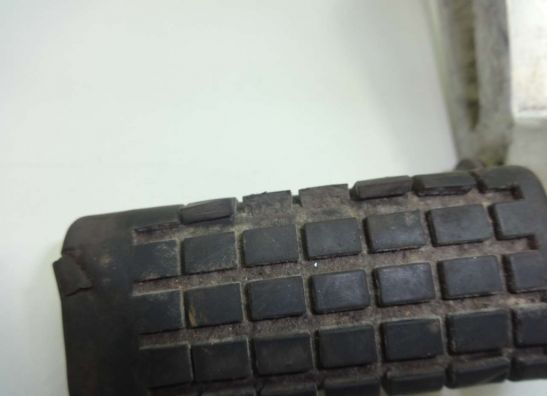 Pillion step left  Honda VF 1100 C Magna