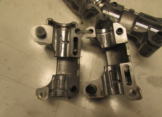 Cylinder head Honda VF 700  750 F