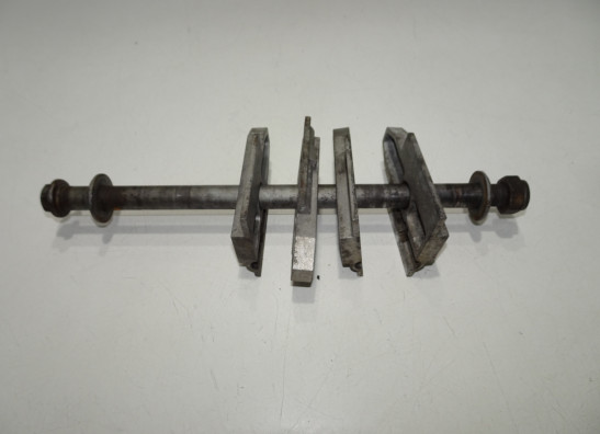 Hinterradachse BMW F 650 GS