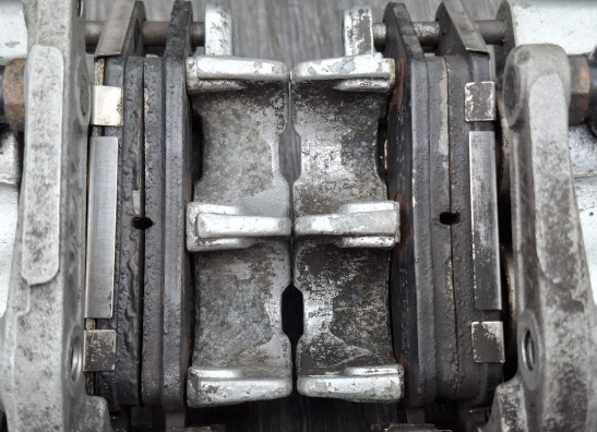 Bremssattel Bremszangen vorne Suzuki Burgman 650