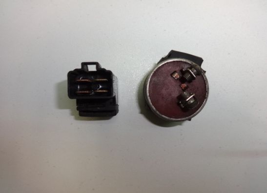 Relais Suzuki GSF 600 650 Bandit 