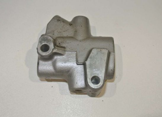 Rempomp achter Honda VFR 800 I