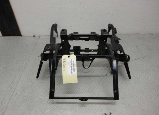 Upper cowl Stay Suzuki Burgman 650