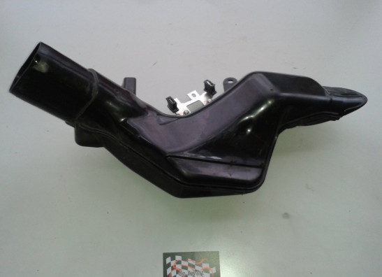 Linker luchtbuis Suzuki GSX R 1300 Hayabusa