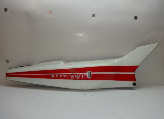 Rechter achterkant Honda CBR 400 R