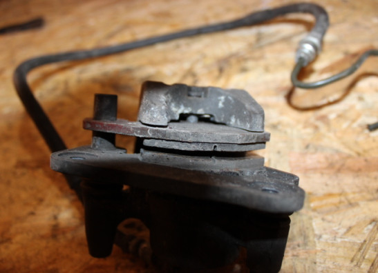 Rear brake caliper Kawasaki ER 6