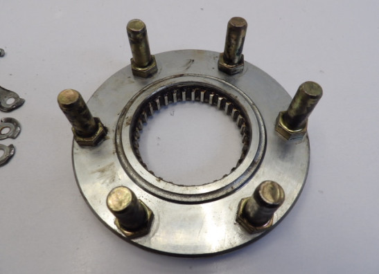 Final driven gear Suzuki VS 800 Intruder