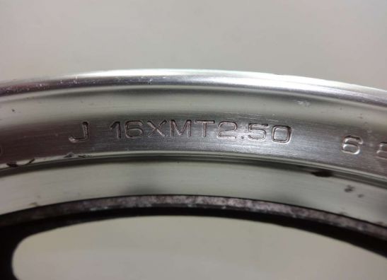 Front Wheel Honda CB 700