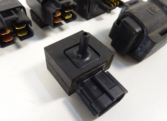 Relais unit Suzuki GSX R 750