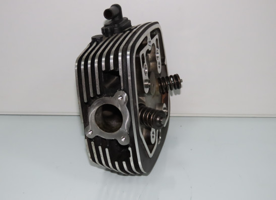 Cilinderkop Moto Guzzi V85 TT
