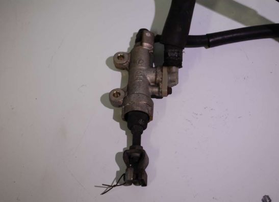 Bremszylinder hinten Honda CBR 400 RR