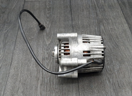 Generator Suzuki RF 600