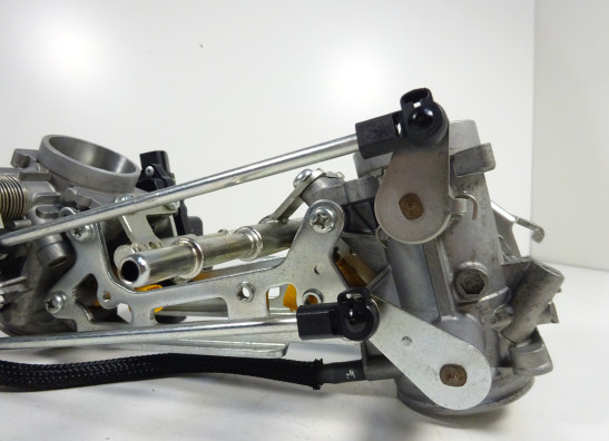 Gasklephuis Suzuki SFV 650 Gladius