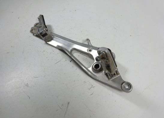 Fussrastetrager vorne rechts Yamaha TDM