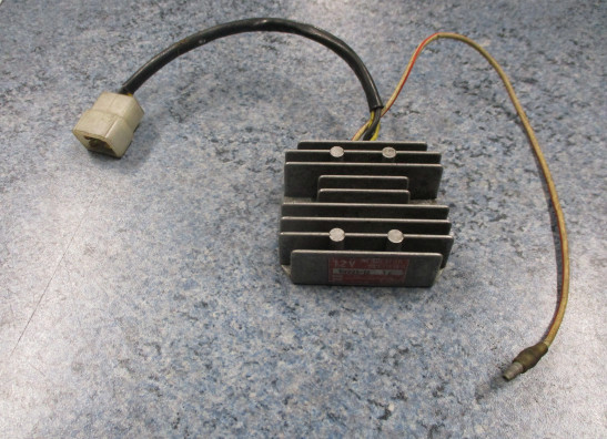 Regler Gleichrichter Kawasaki Z 250