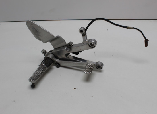 Main step holder right Yamaha YZF R1