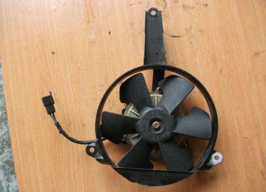 Ventilator Yamaha YZF R6
