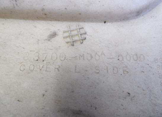 Seitenverkleidung links klein Honda CBX 750 F