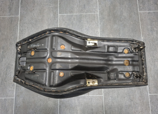 Zadel Honda VT 500