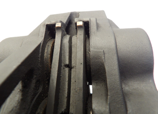 Remklauw links voor Triumph Sprint ST 1050