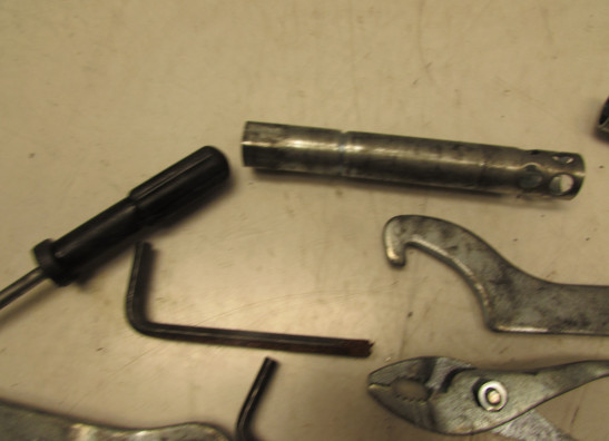 Tool set Yamaha FZR 600