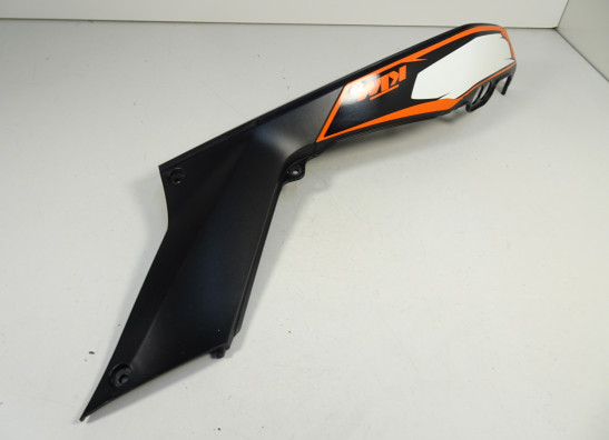 Rechter achterkant KTM 125 Duke