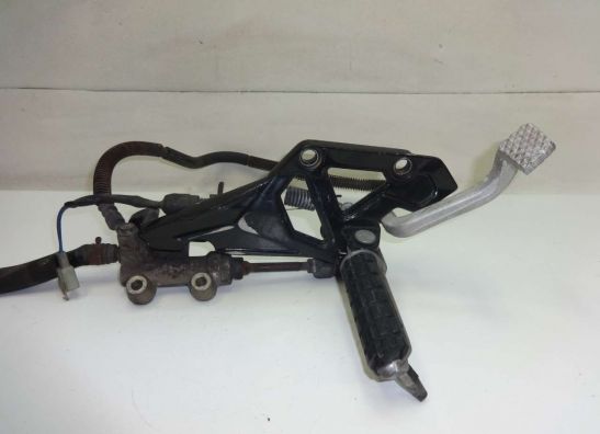 Fussrastetrager vorne rechts Kawasaki ZZR 1100